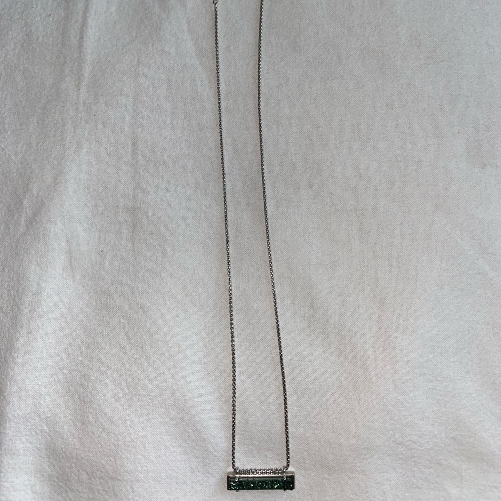 Kendra Scott green bar necklace with silver chain